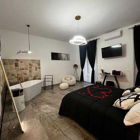 살레르노 Time To Relax B&B 외부 사진