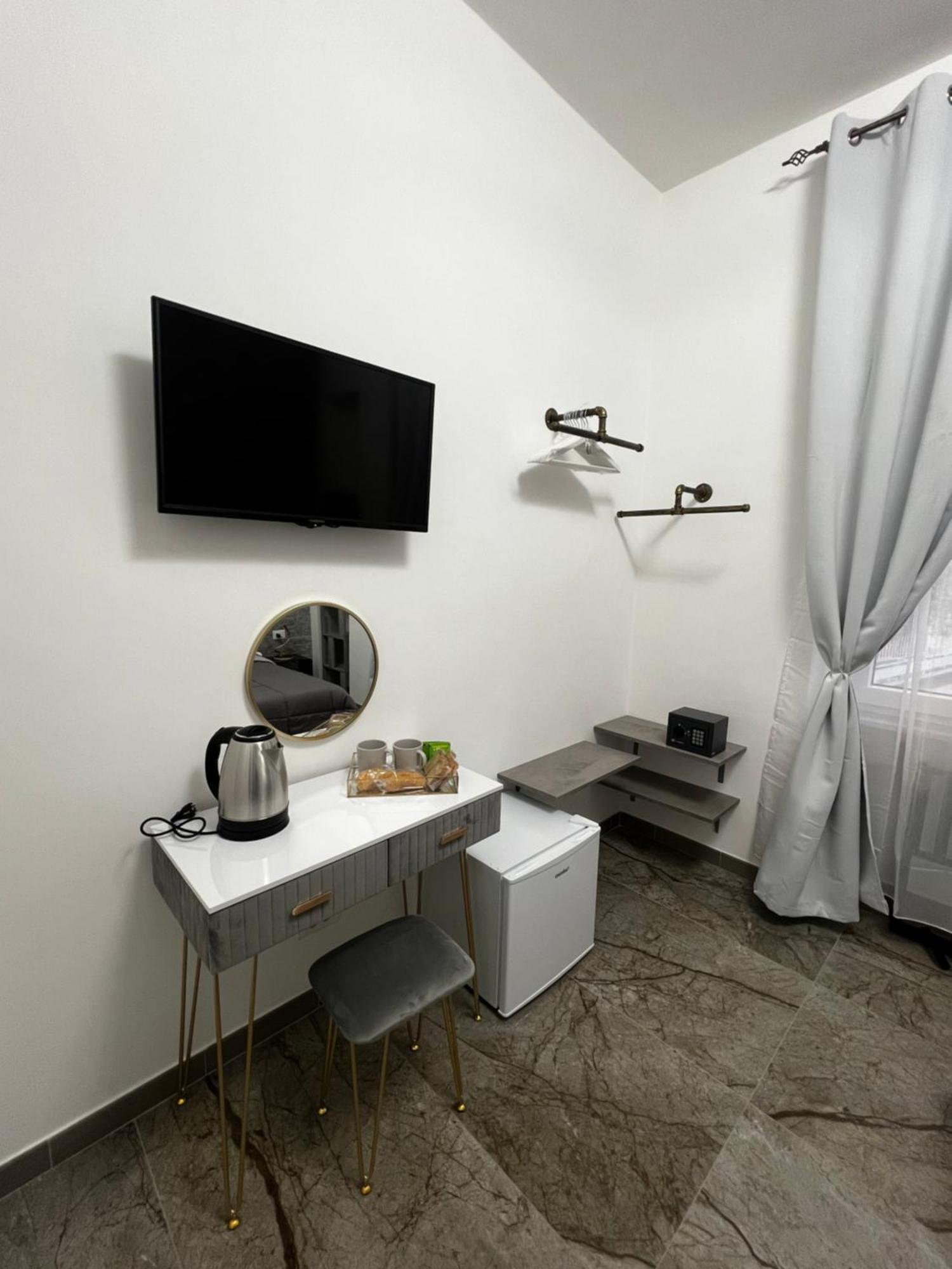 살레르노 Time To Relax B&B 외부 사진