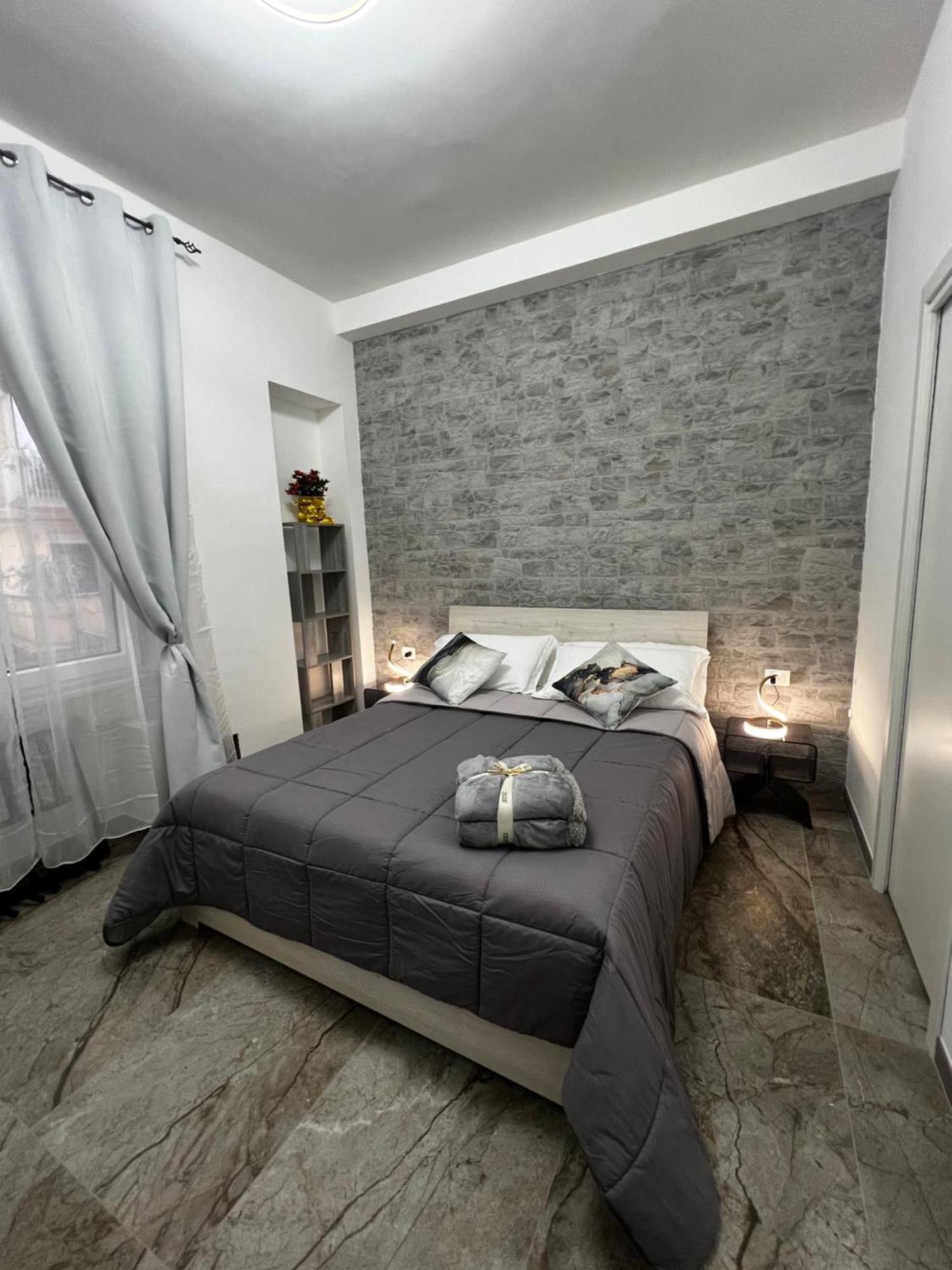 살레르노 Time To Relax B&B 외부 사진